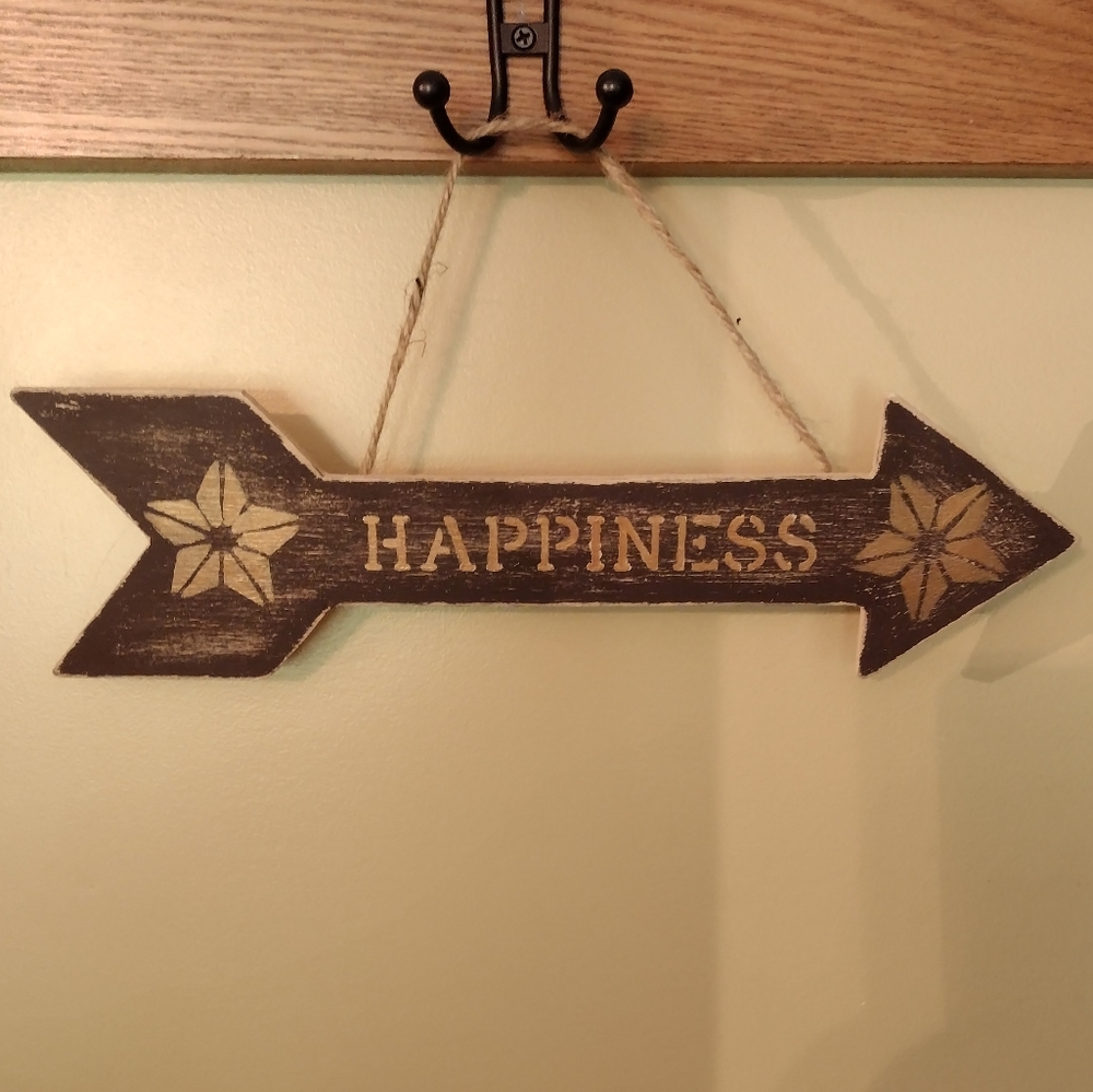 Home decor hanging arrow